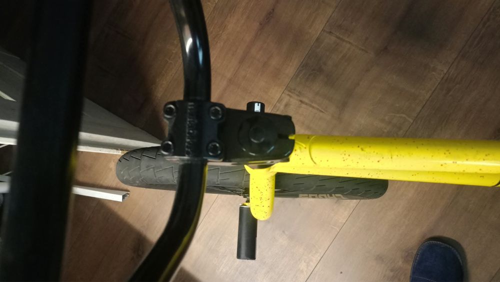 bmx kush 2+ 4 pegi