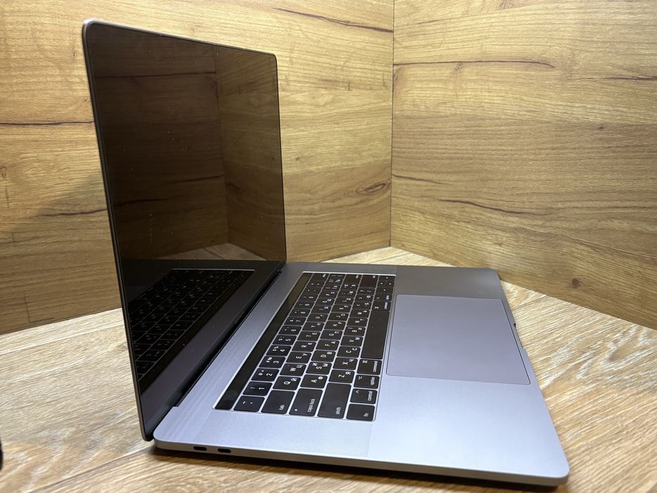 macbook pro 15 retina, a1707, i7 - купити ноутбуки Apple - Ціна на