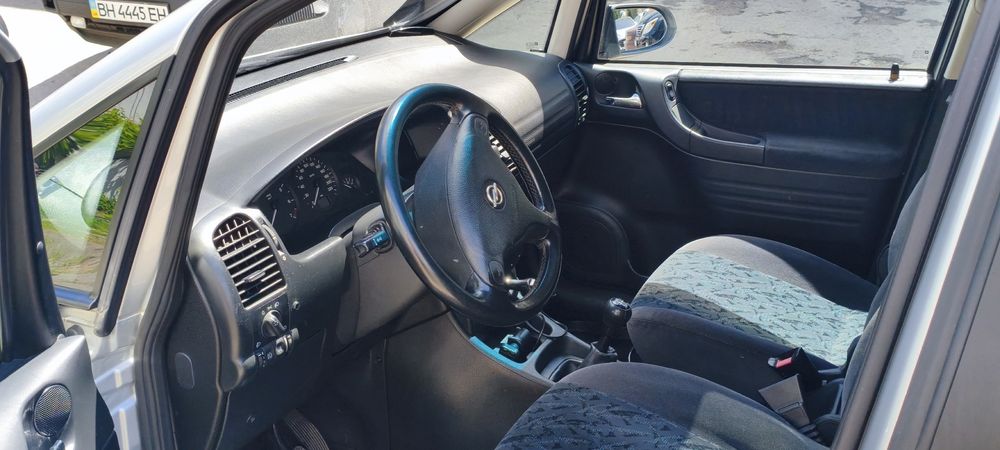 Opel Zafira 1.8 бензин • Продаж від власниці • 127 тис. км • Без ДТП