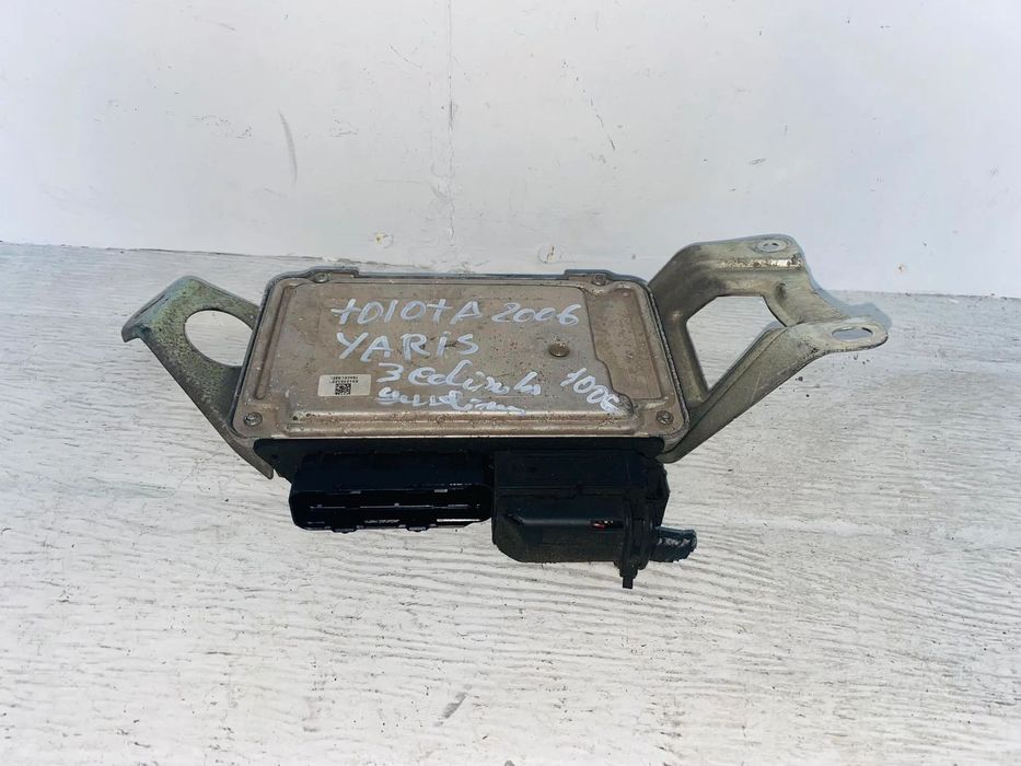 Centralina de Motor ECU Toyota Yaris 1.0 Gasolina - CT471