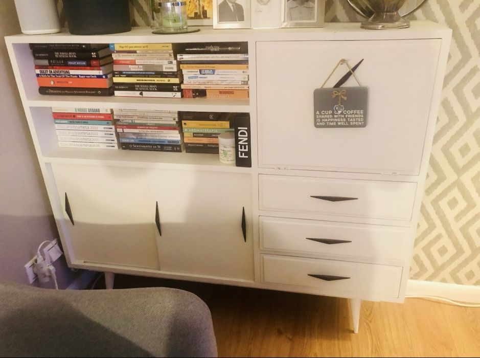 Móvel consola branco anos 60 restaurado