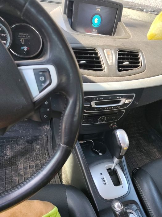 Продам Єлектроавтомобіль . Renault fusion. Ціна 4300 У.е.