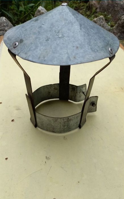 Полки-водоотводы оцинкованные ,колпак для вытяжной трубы