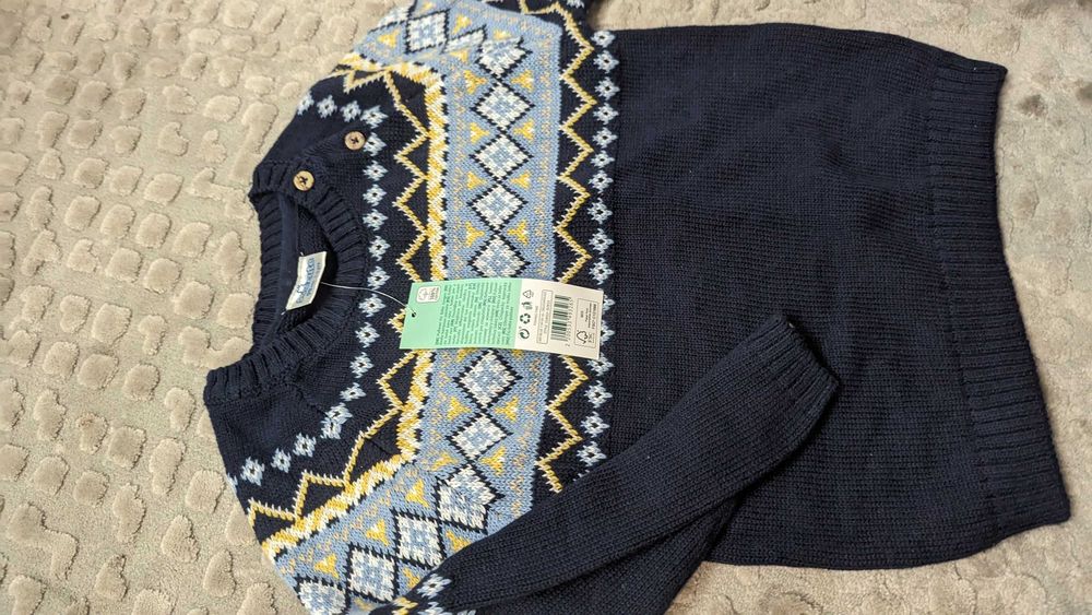 Sweter nowy chłopięcy 98