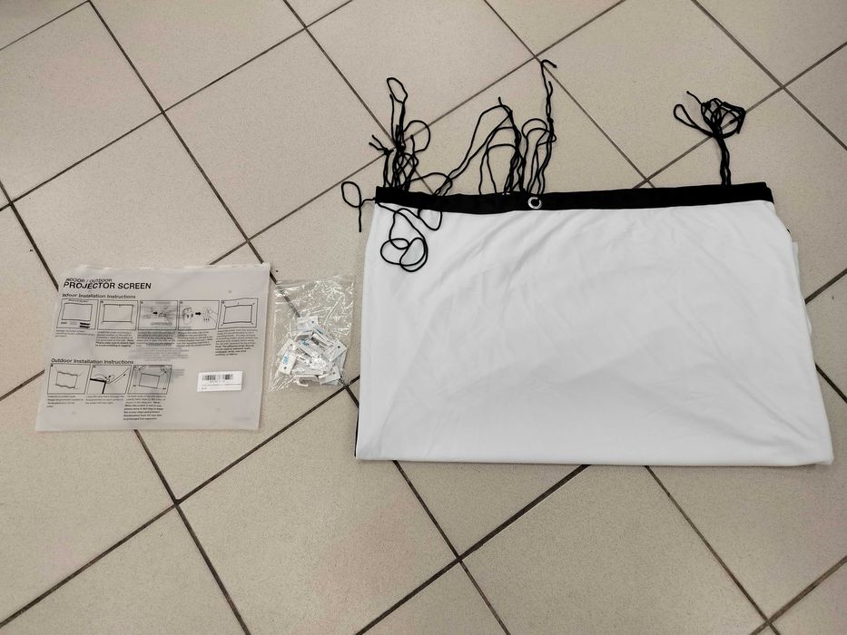 Mata projekcyjna 120 cali