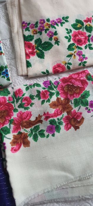 Платки шерстяні кольорові