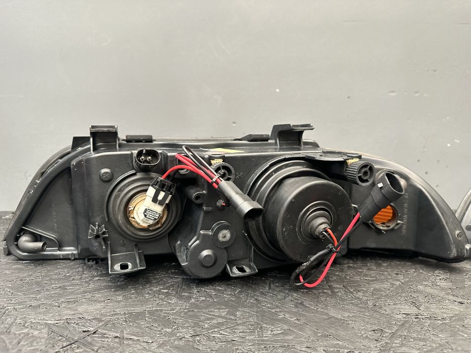 Фари БМВ Е39. Hella. Bi-led