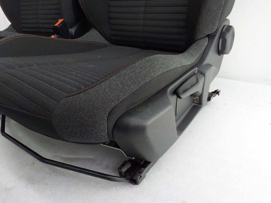 Conjunto de bancos PEUGEOT 208 II