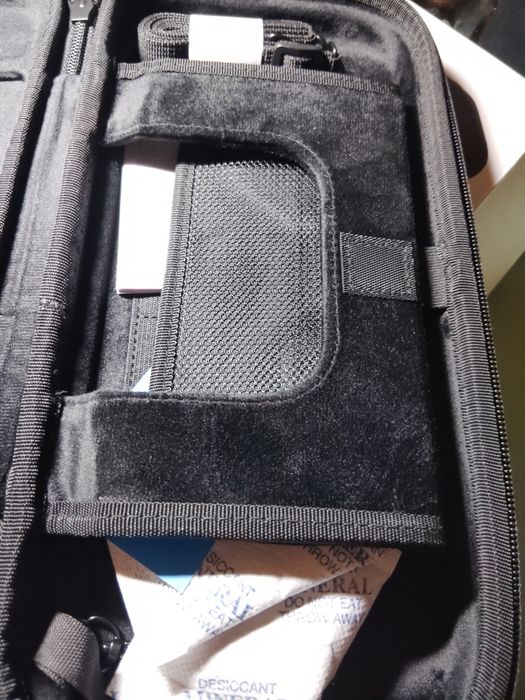 Etui na konsole bryzgoszczelne