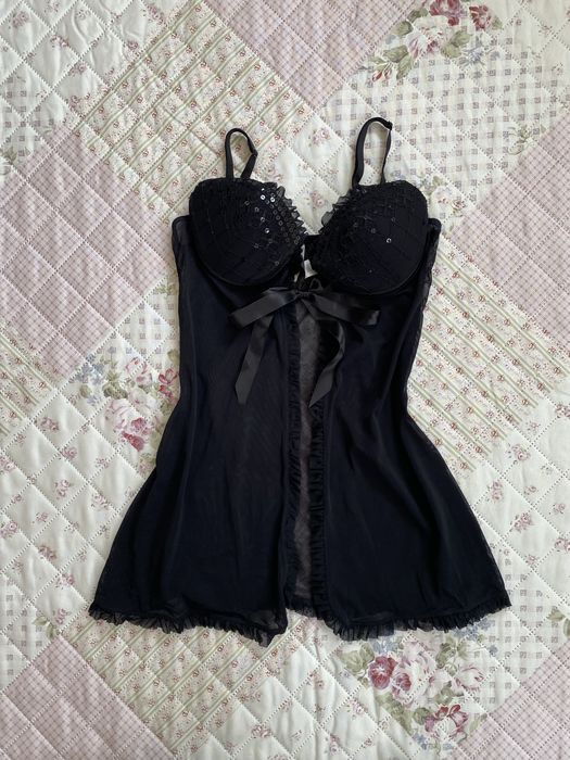 Czarny top bieliźniany na ramiączka cekiny 75A ensored mesh coquette