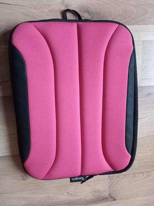 Futerał na małego laptopa Targus