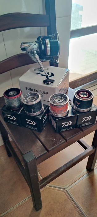 Daiwa Emblem Surf 35 SCW QD + 5 bobines