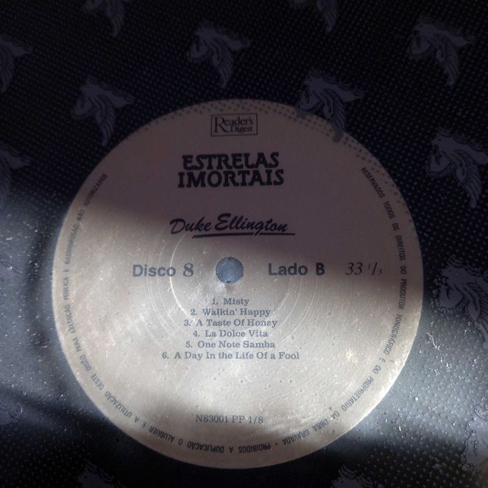 2 discos vinil Shirley Bassey - All of Me +Duke Ellington, Glen Miller