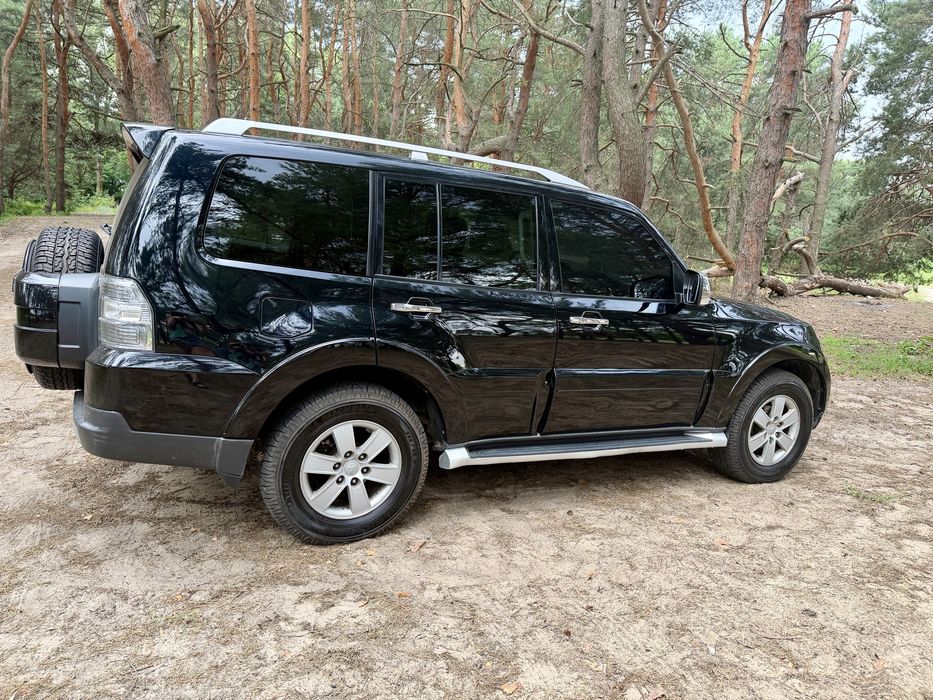 Mitsubishi Pajero Wagon IV 3.0 газ/бензин