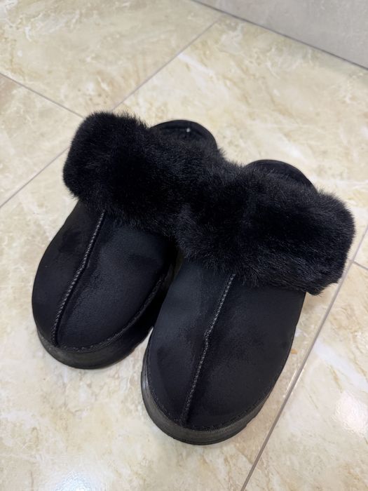 Капці замшеві в стилі UGG