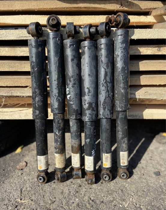 Амортизатори Задні Фіат Добло Фиат Амортизаторы Задние Стойки 263