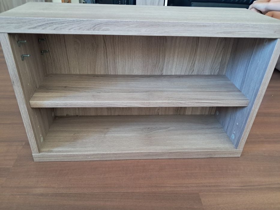Estante besta ikea com porta