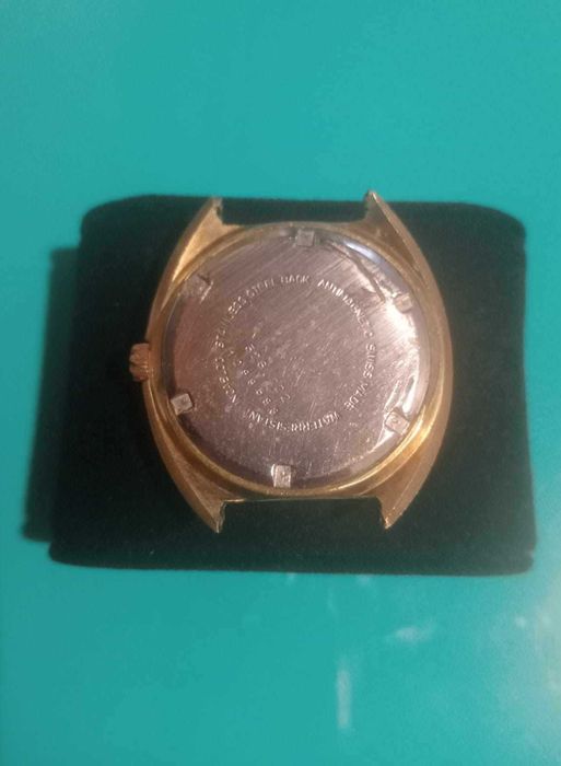 Relógio Oriental Calendário