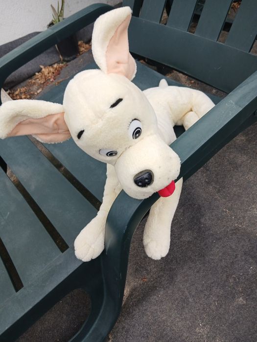 Peluche para o cão brincar como novo.