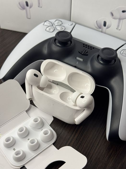 Apple AirPods Pro 2 Gen - навушники з шумозаглушенням та режимом просторового аудіо