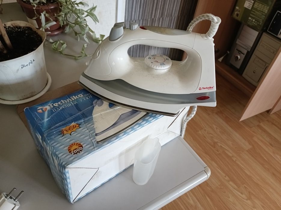 Праска Technika TK-1570