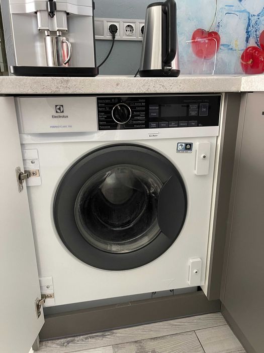 Продаж євро 2к квартири 40 м2 з ремонтом, меблями та технікою. Мін. оф