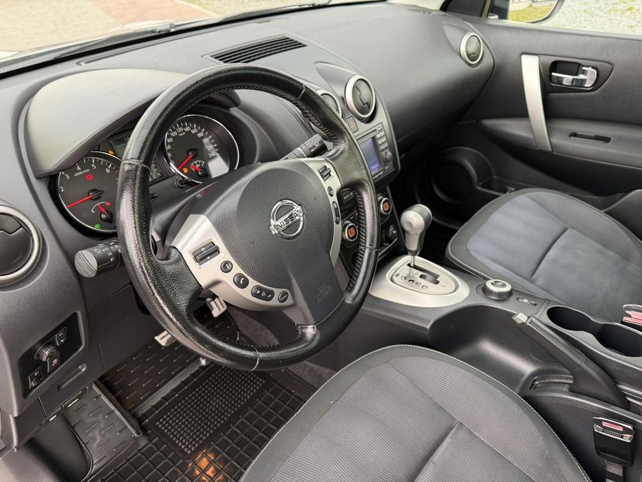 NISSAN Qashqai,Automat 2.0 Benzin