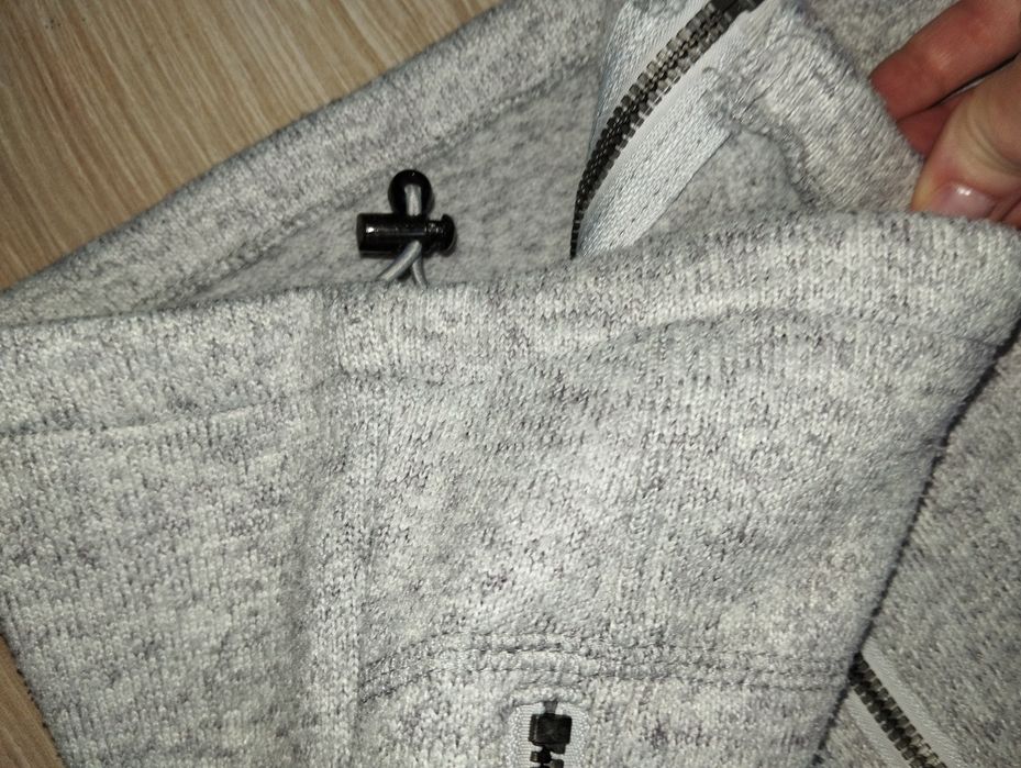 Szara bluza polarowa New Balance S 36