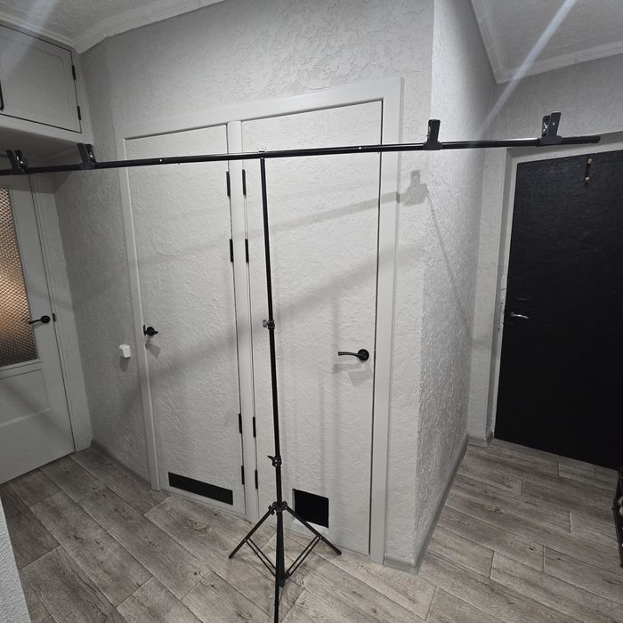 Т-стійка тримач для фотофону 210х200 см з 4 зажимами