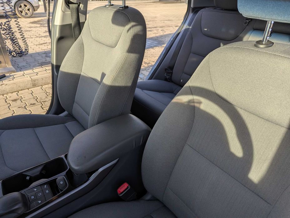 Hyundai Ioniq 38.3 kWh