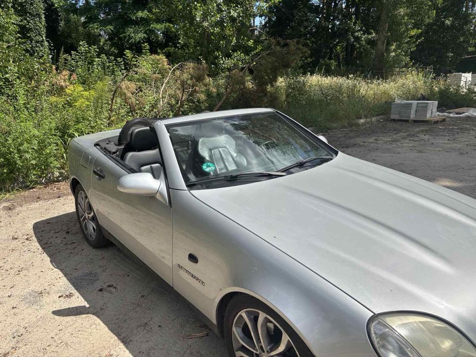 Mercedes-Benz slk230