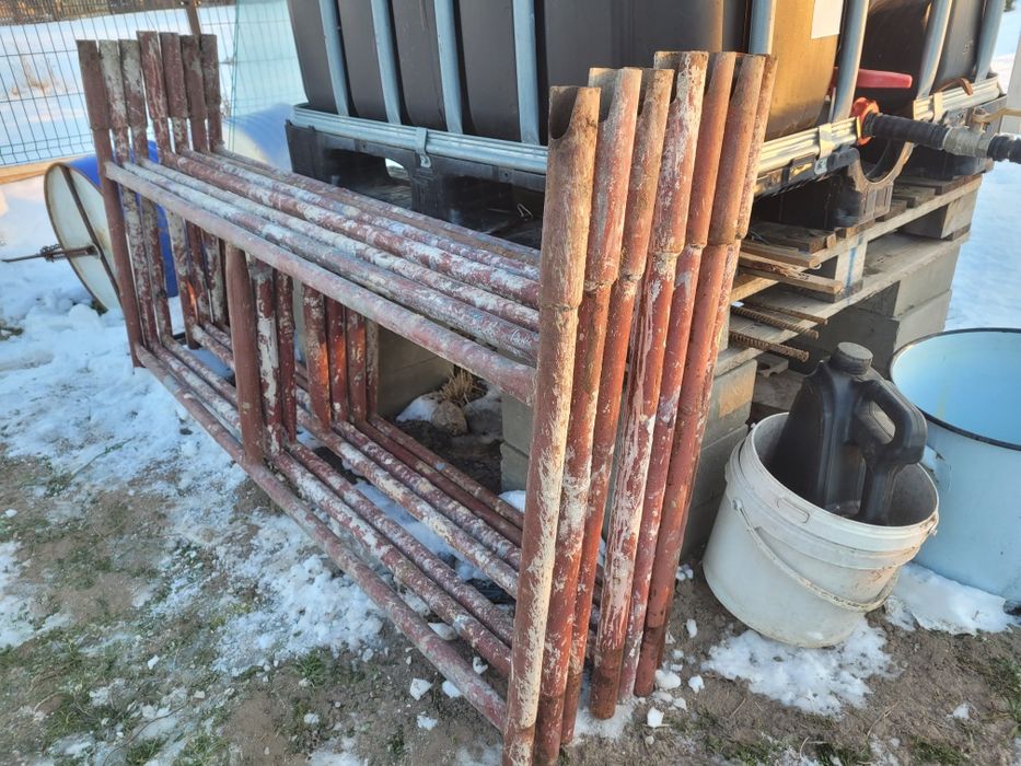 Rusztowania warszawskie 24 sztuki.