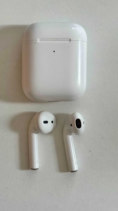 Apple AirPods 2nd Gen + Caixa e Cabo Originais + Case Extra + Protetor