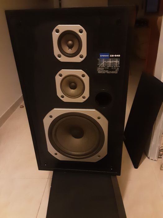 Colunas de som marca Pionieer CS-545