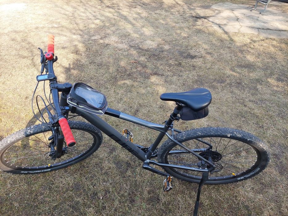 Rower Cube M koło 29