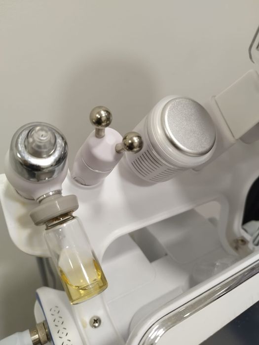 Máquina de limpeza de pele HYDROGEN 7 em 1 da SORISA