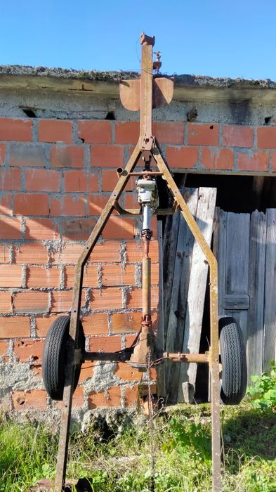 Atrelado motocultivador
motocultivador, 500€
Está bem?