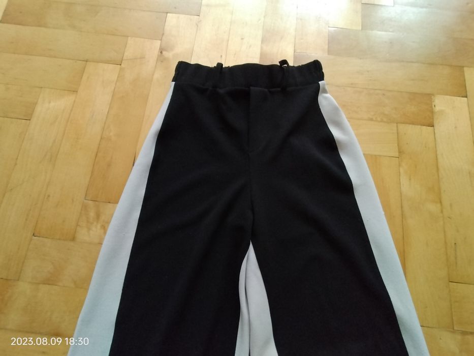 Spodnie damskie Bershka S