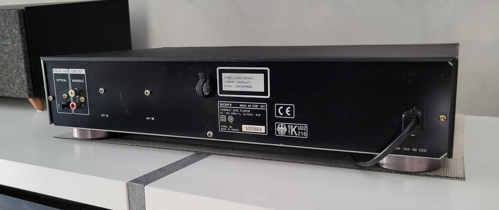 SONY CDP-361 odtwarzacz CD z pilotem
