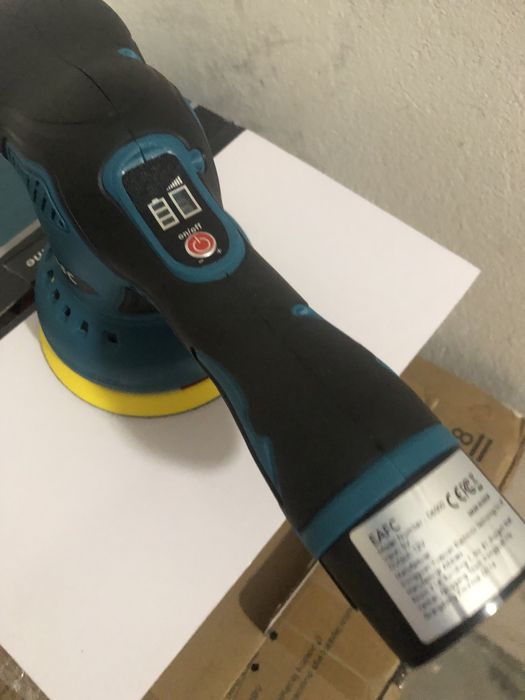 Nowa mimośrodowa , bezprzewodowa polerko szlifierka , dwie baterie !