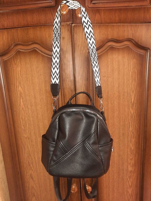 Новий жіночий рюкзак