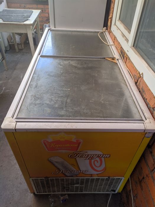 Морозильна камера на 600 літрів