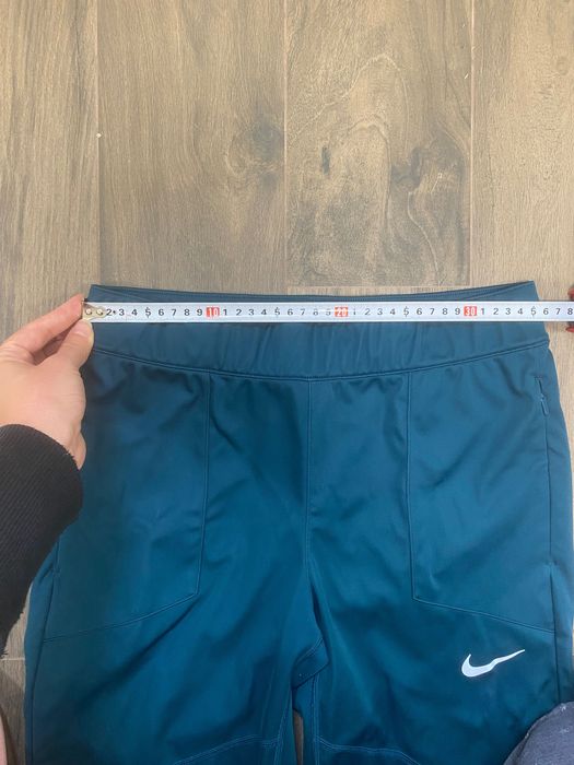 Жіночі спортивні фірмові штани Nike, розмір XS