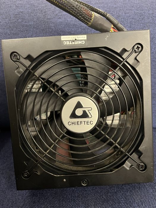 Блок живлення для компютера  750w CHIEFTEC cft-750-14cs