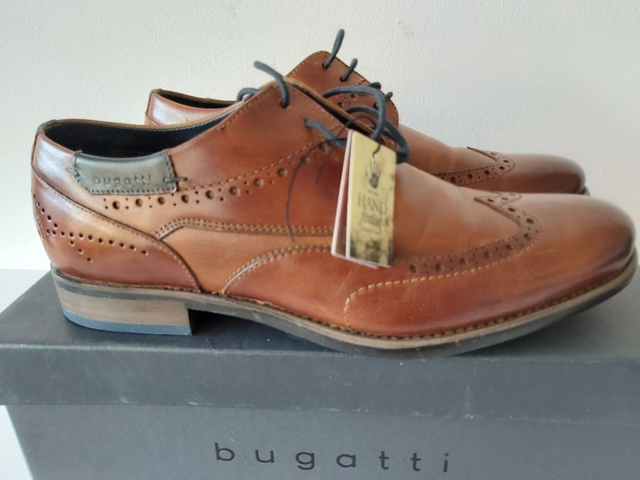 Półbuty BUGATTI koniakowe rozmiar 41 meskie buty pantofle
