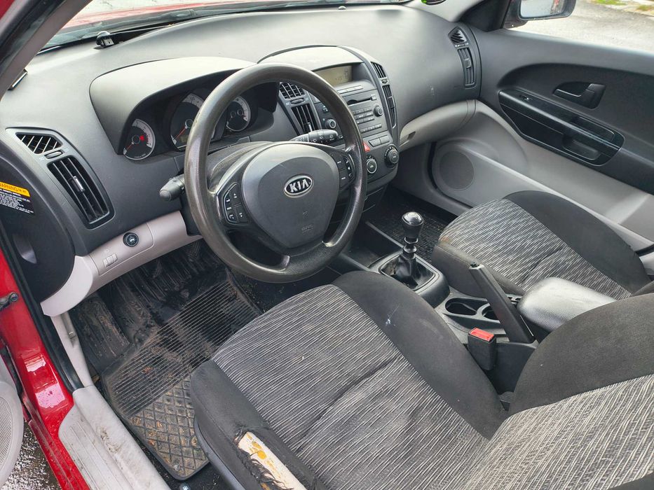 Kia Cee'd 2007r. 1.6 Pb - na części.