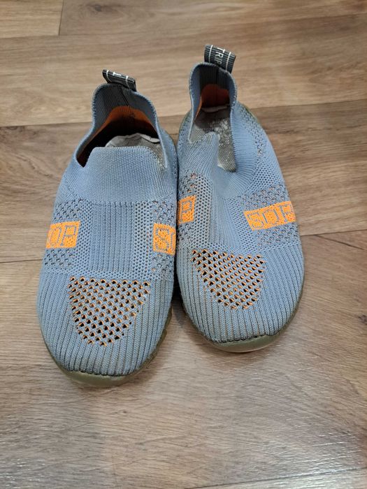 Кросівки сіткою для хлопчика 30 розмір