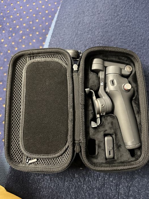 Продаю стабилизатор Dji Osmo Mobile 8
