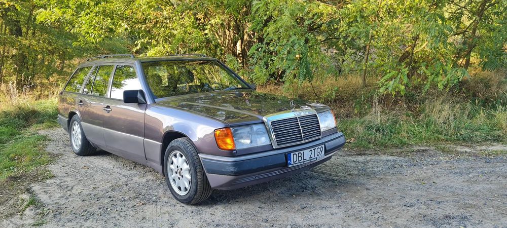 Mercedes-Benz W124