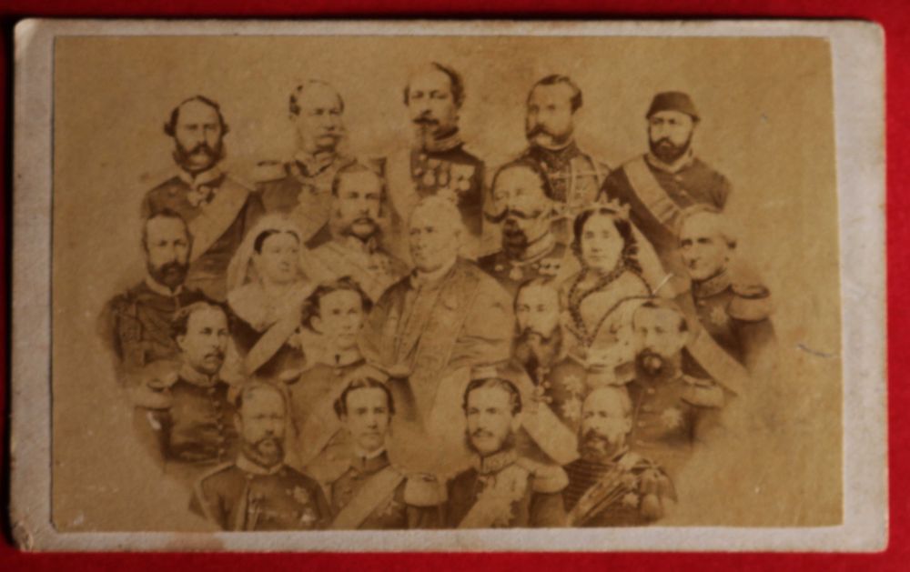 Rei D. Luís I entre Soberanos da Europa, CDV George Stinson & Co.